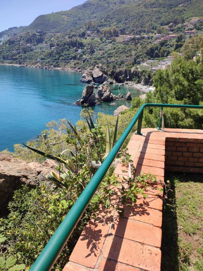 Kalura Sea House Apartment Чефалу Екстериор снимка